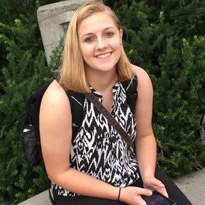 Meet your Posher, Amanda